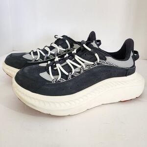UGG Men's Gray/White Low-Top Sports Casual Shoes CA805 V2 Remix Sneakers, sz 8.5